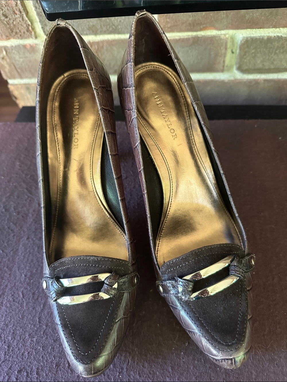 Ann Taylor Brown Croc-Effect Pointed Toe Pumps with Metallic Accent